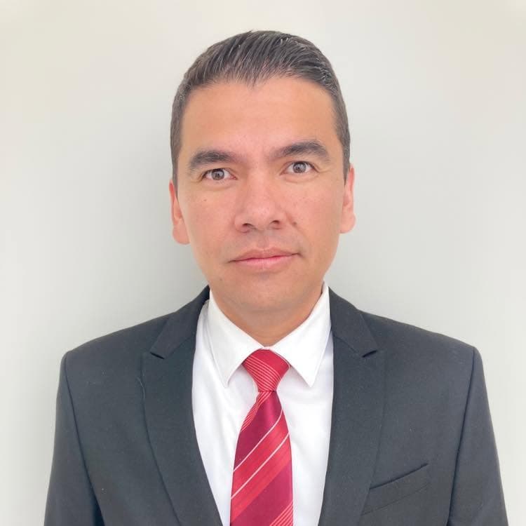 Dr. Alfredo Rachner Chávez